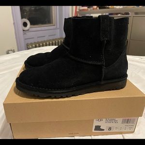 Black Ugg’s